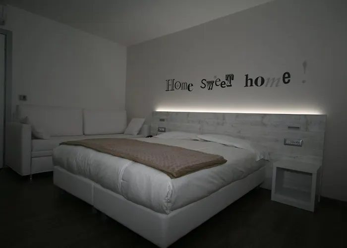 Hotel Garni Villa Maria Riva del Garda